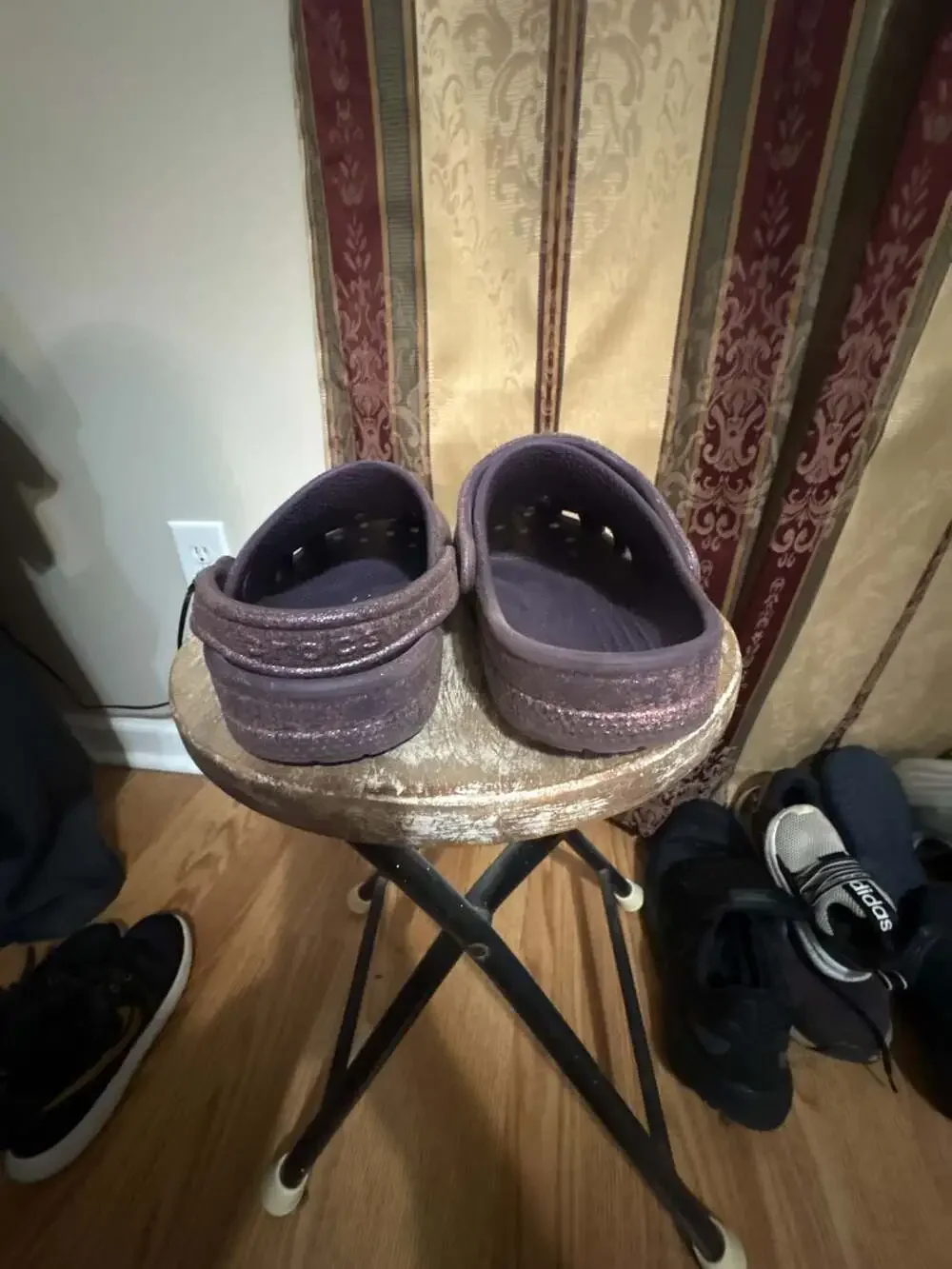 Crocs Kids' Classic Glitter Clogs in Dark Iris/Purple, Size J5